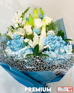 Baby Blue I Love You- Flowers & Candy - Vase Arrangement